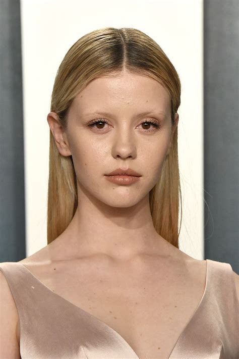 mia goth natural hair color|mia goth makeup history.